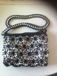 Tölkinvedin kukkalaukku